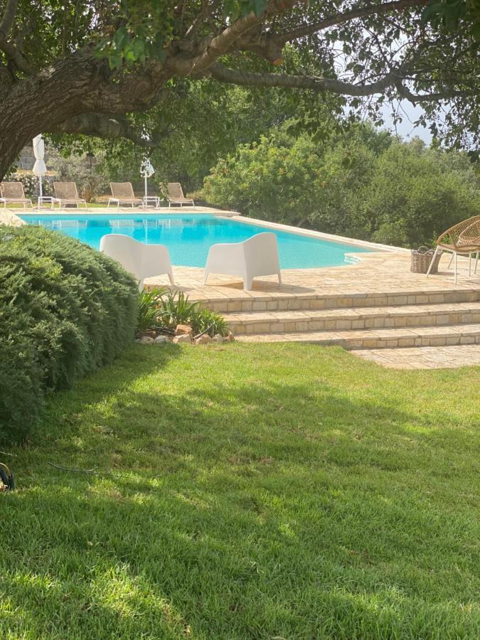 Dimora Le Ginestre Adults Only Bed & Breakfast Fasano Exterior photo